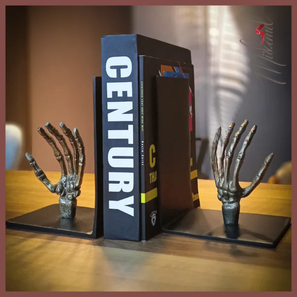spooky-hands