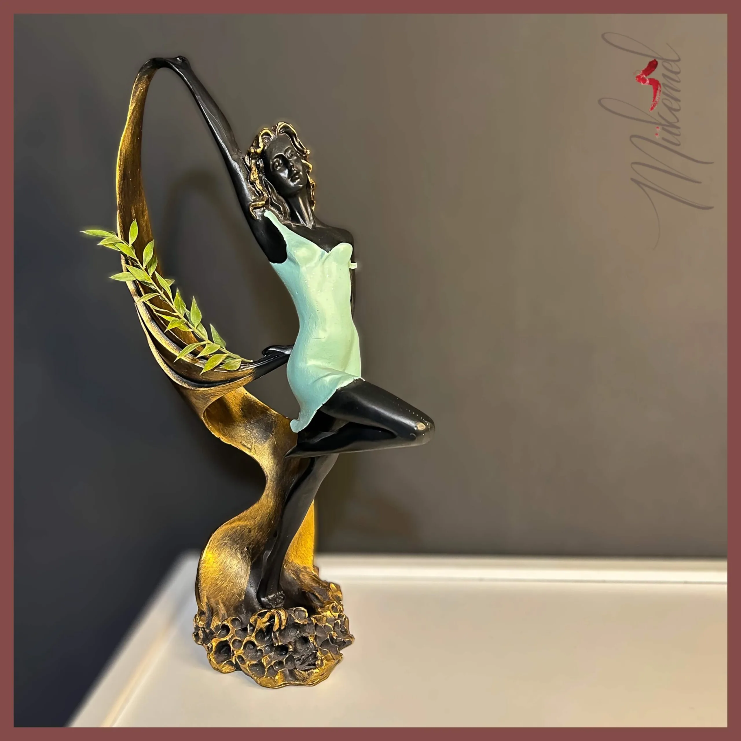 salsa-dancer