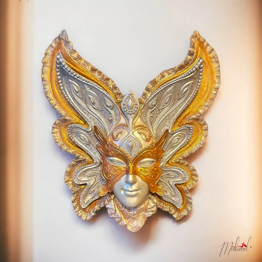 parade-mask